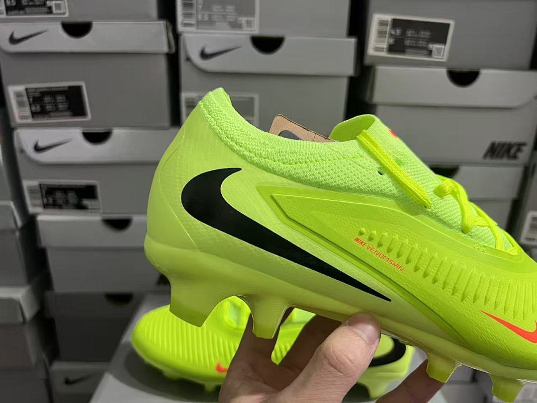 Phantom-6-Pro-FG-01 - Nike
