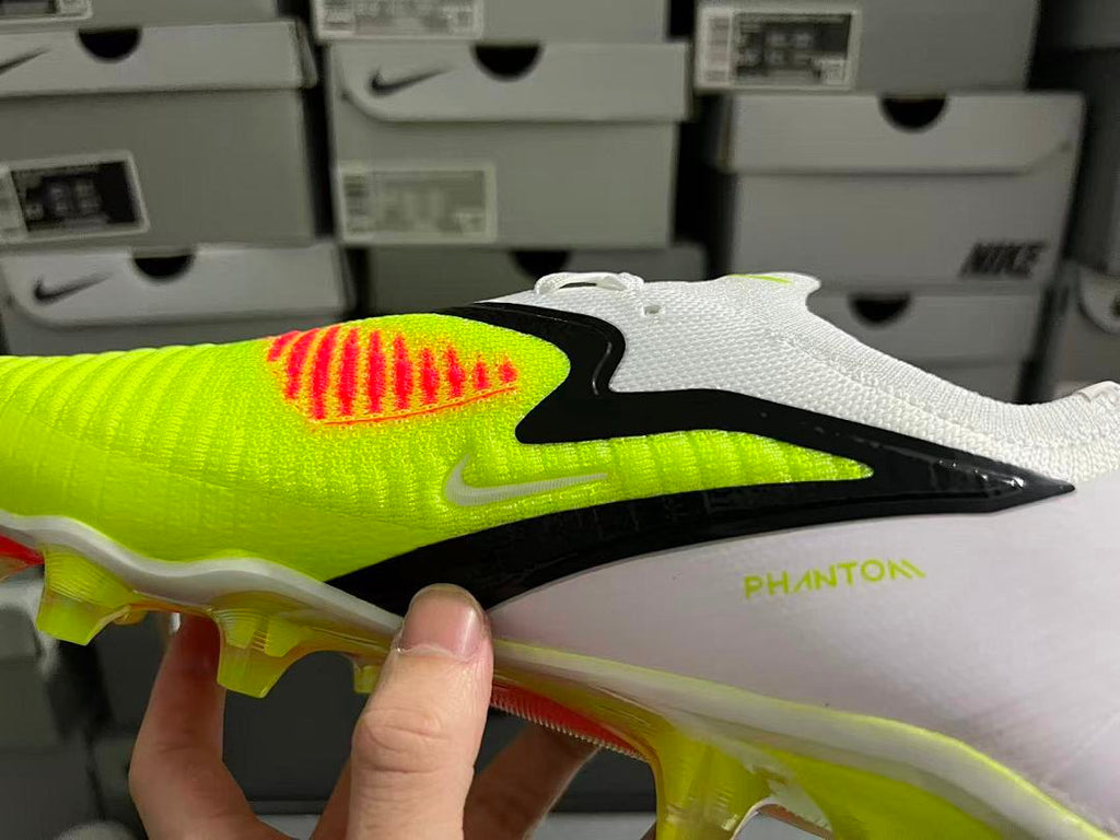 Phantom-6-GX-3-III-III-Elite-FG-03 - Nike