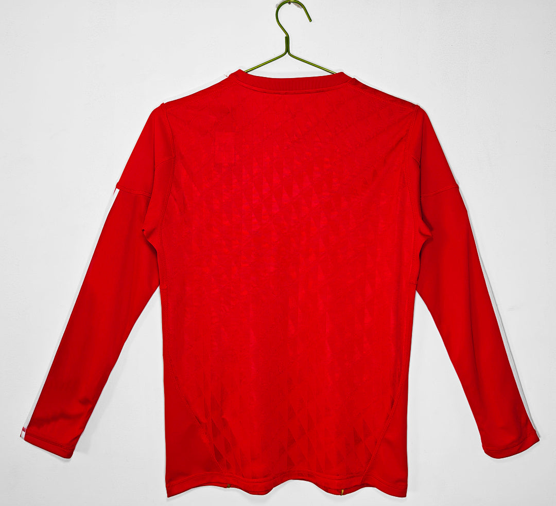 Liverpool 11 3 B 2010/2011