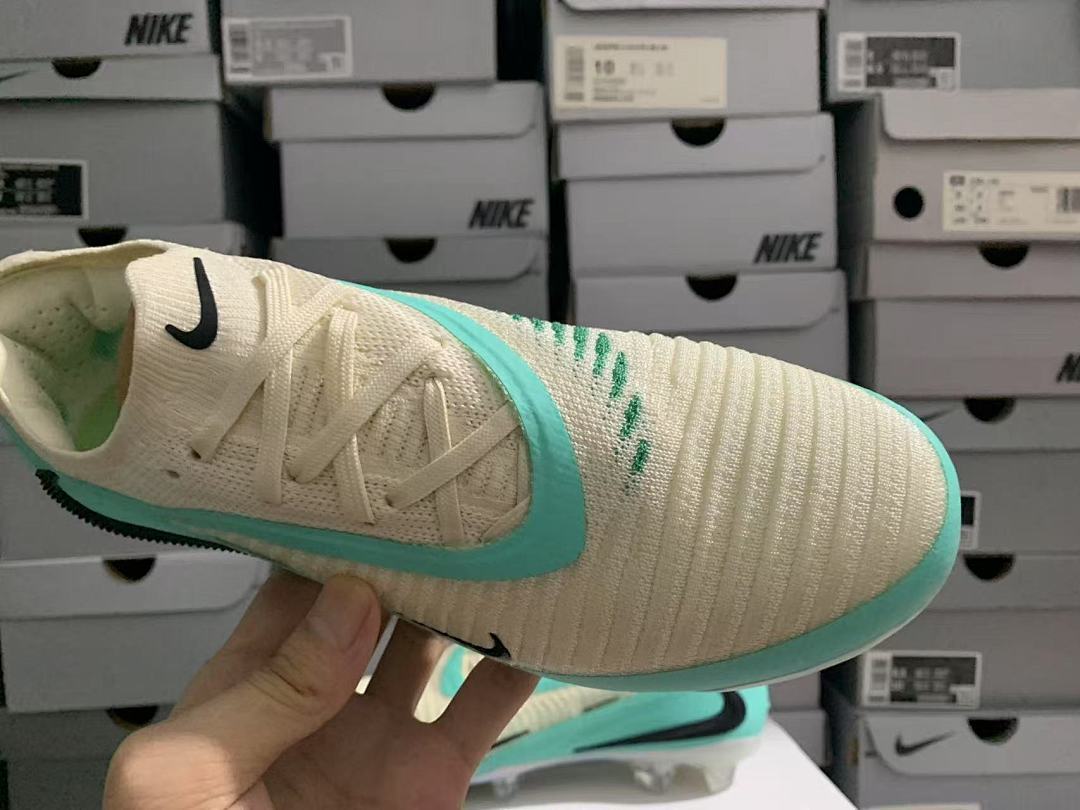 Phantom-6-GX-3-III-III-Elite-FG-54 - Nike