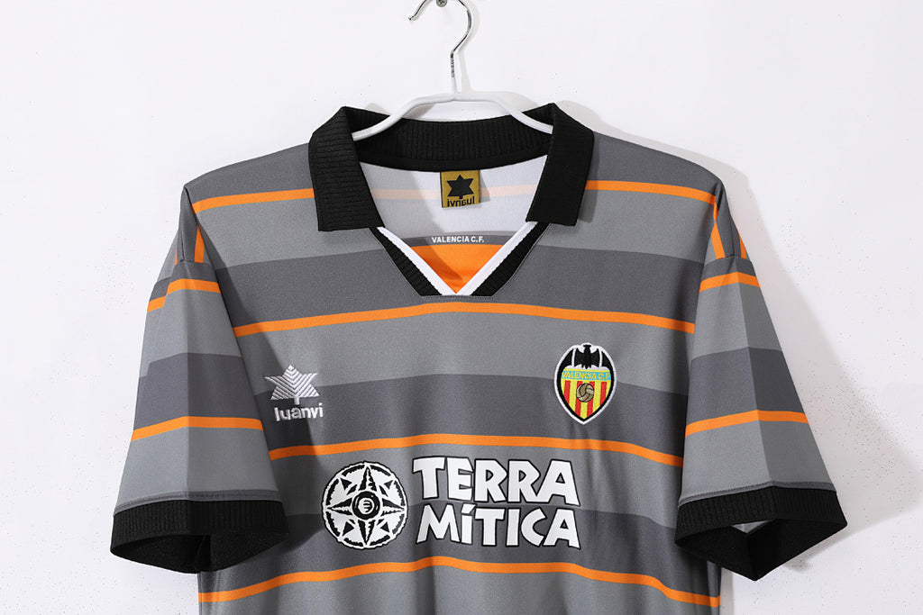 Valence 00 8 A 1999/2000