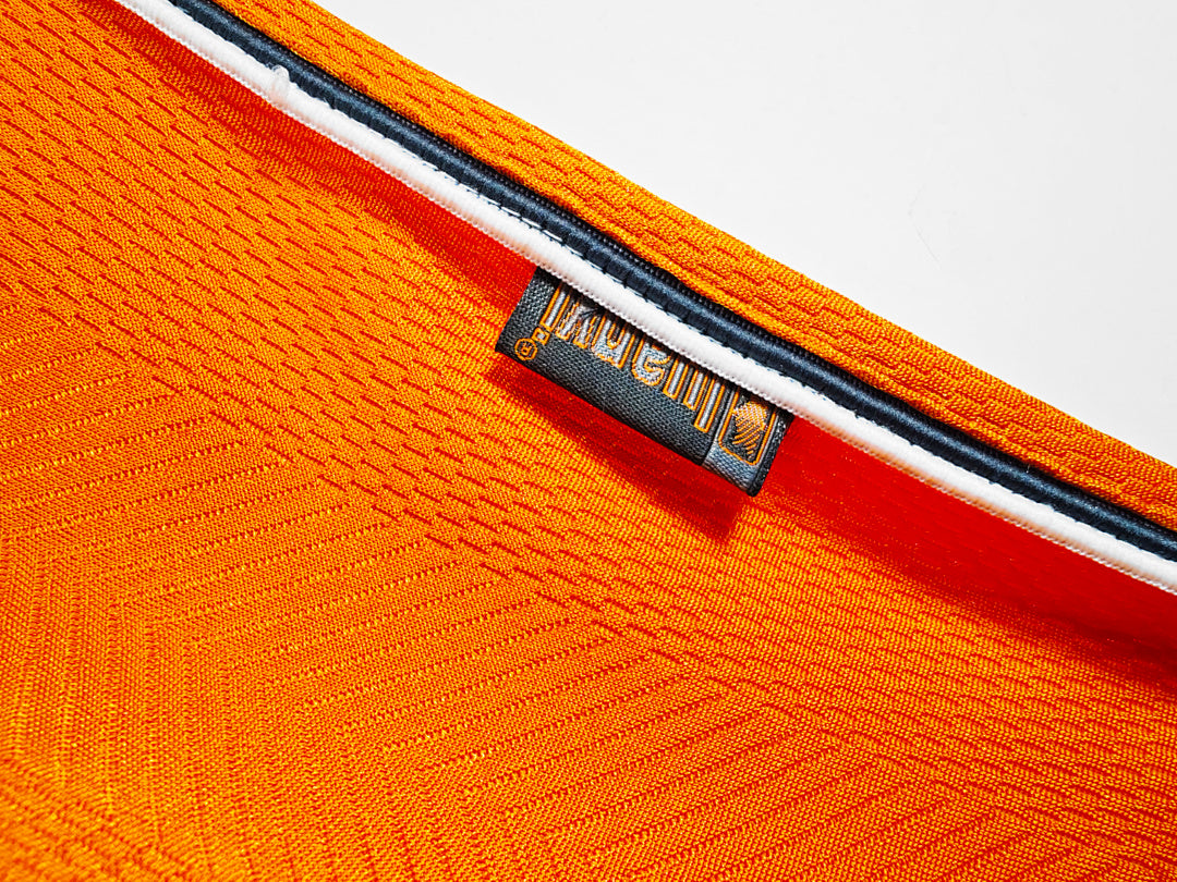 Valence 00 3 B 1999/2000