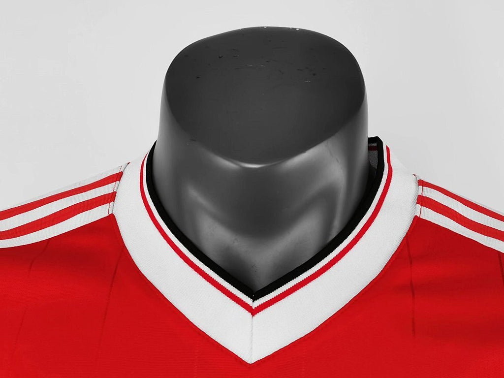 Man United 8 A