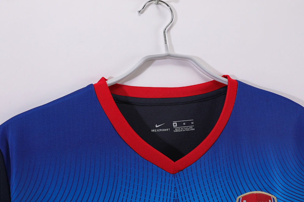 Arsenal 04 5 A 2002/2004