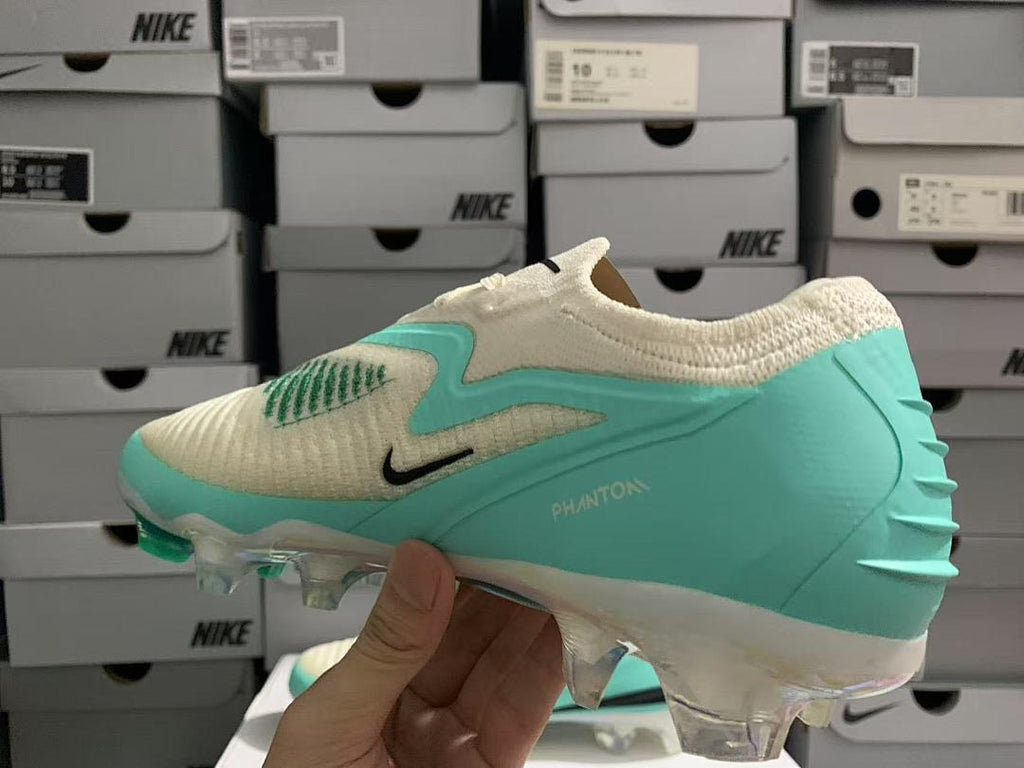 Phantom-6-GX-3-III-III-Elite-FG-54 - Nike