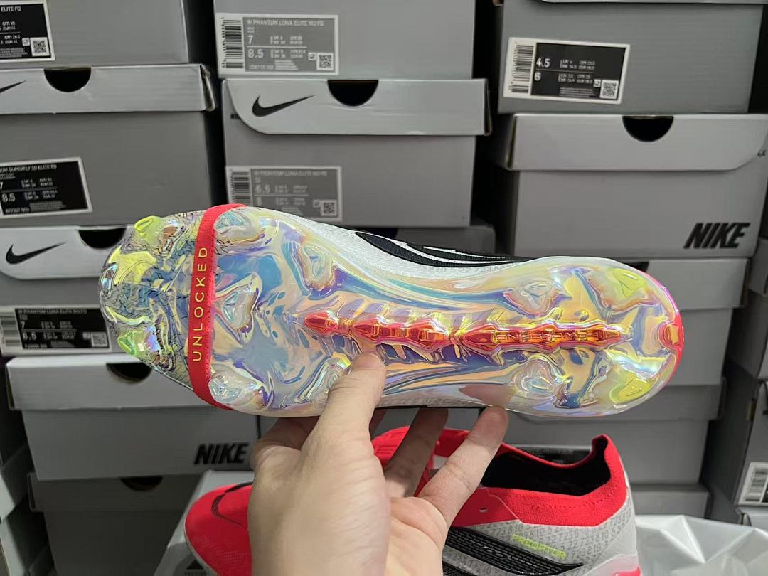 Predator-26-Elite-Tongue-FG-15 - Adidas