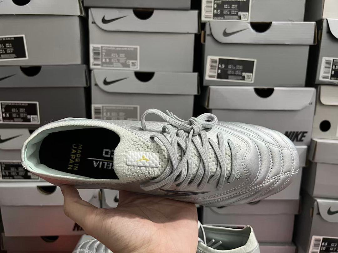 Mizuno Modele Morelia Neo Iv Bate Made Japan FG