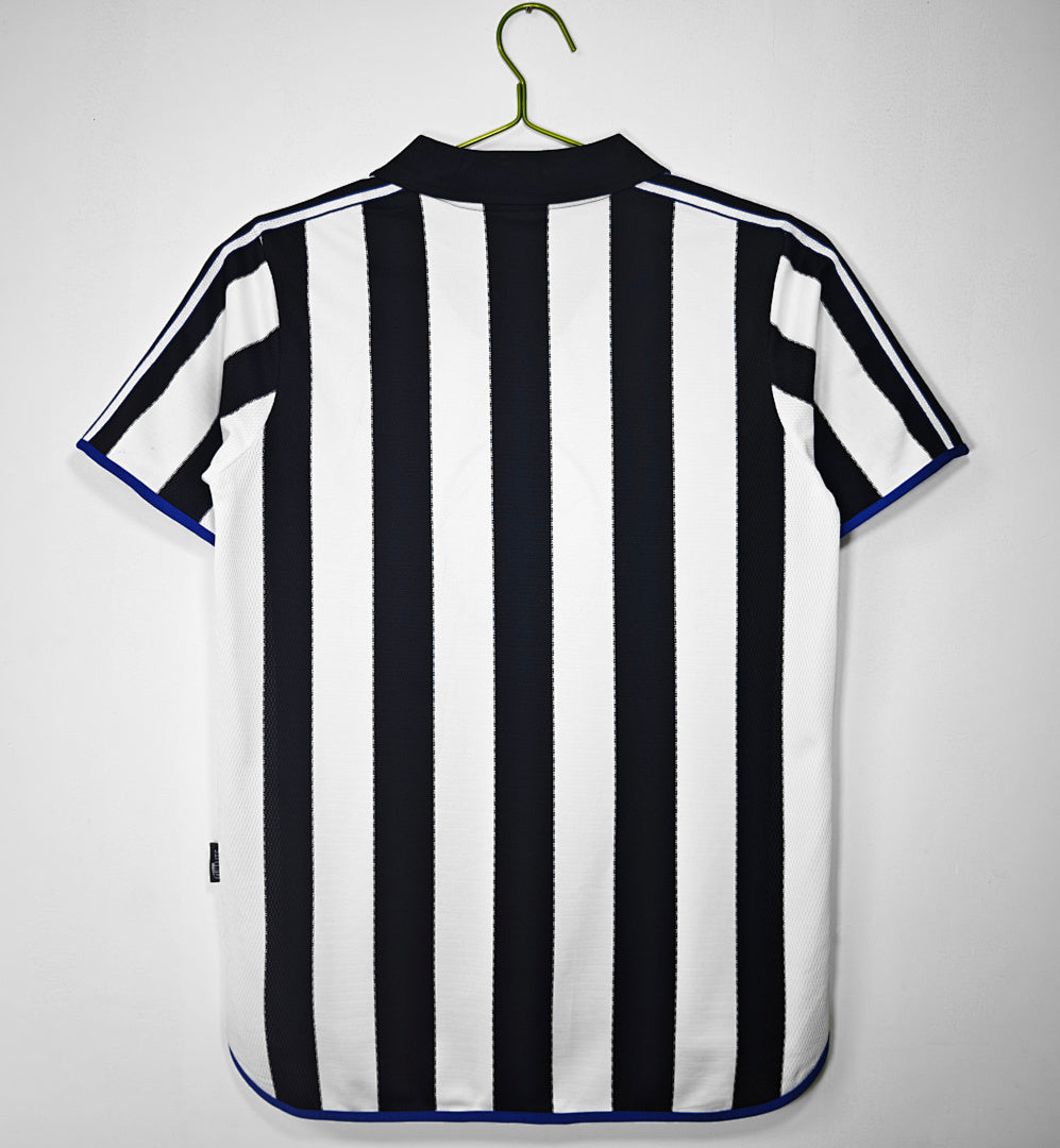 Newcastle 00 8 A 1999/2000