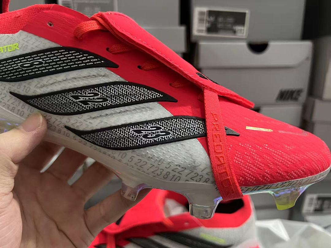 Predator-26-Elite-Tongue-FG-15 - Adidas