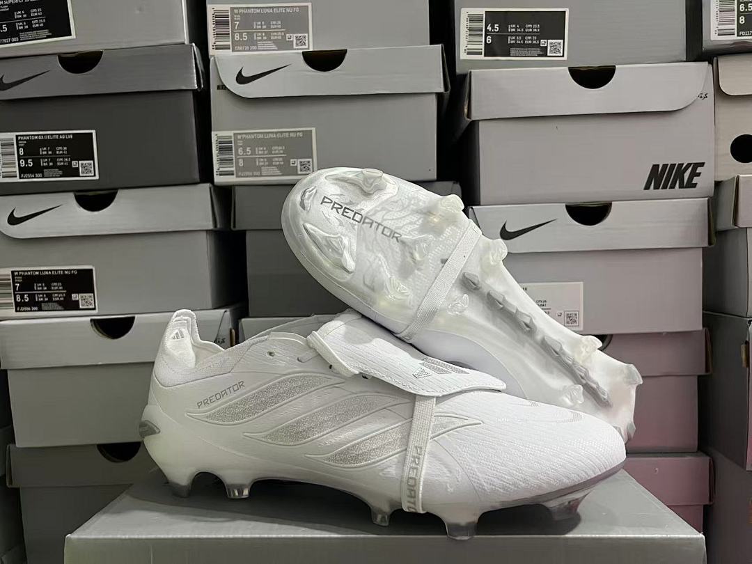 Predator-26-ACCURACY-FG-19 - Adidas