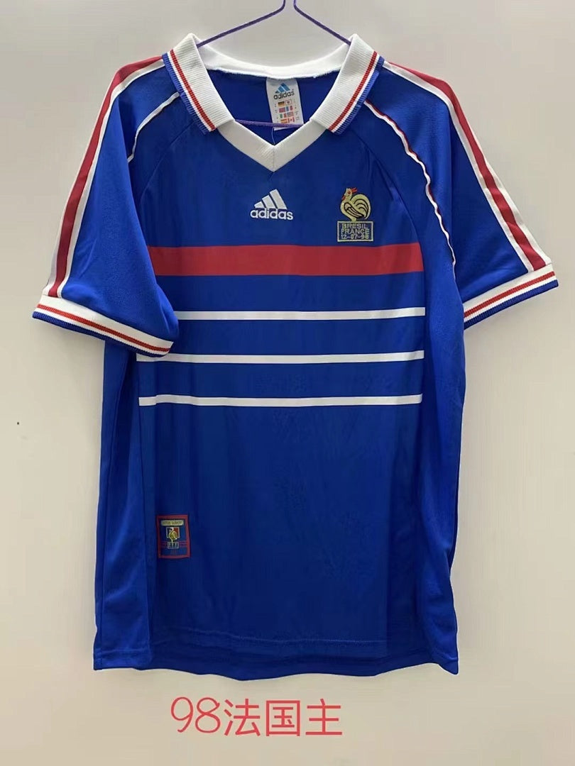 France S 4