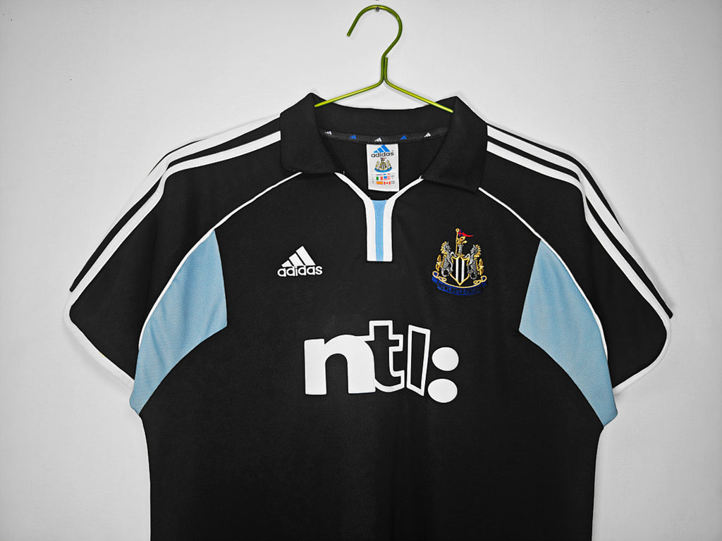 Newcastle 01 8 A 2000/2001