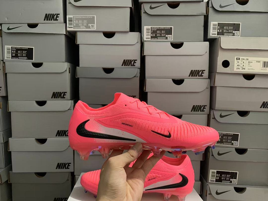 Phantom-6-GX-3-III-III-Elite-FG-44 - Nike