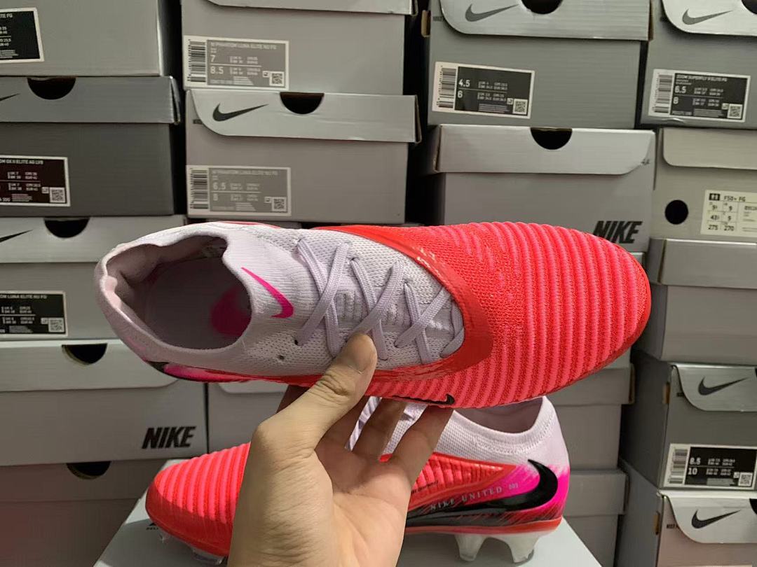 Phantom-6-GX-3-III-III-Elite-FG-22 - Nike