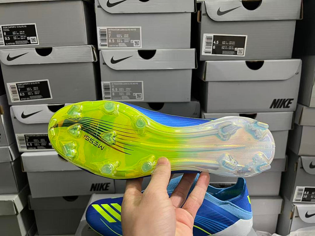 F-50--11-Elite-Laceless-FG - Adidas