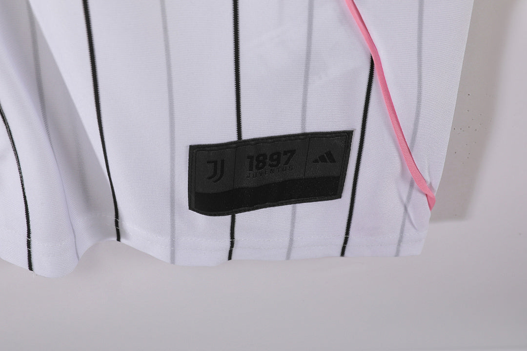 Juventus 8 A