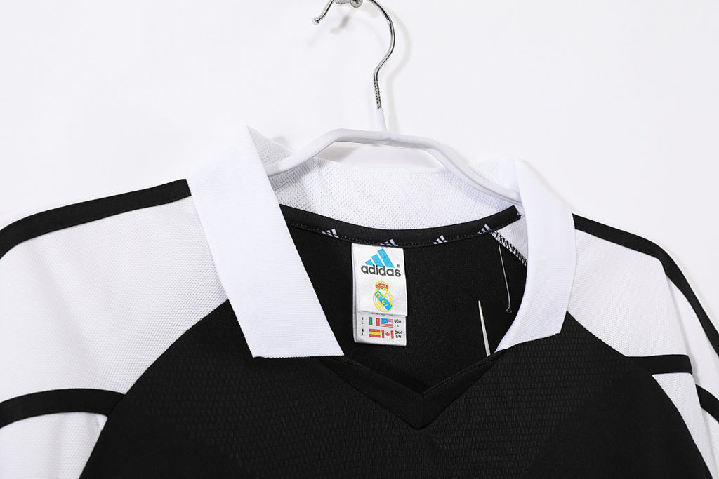 Real Madrid 02 8 A 2001/2002