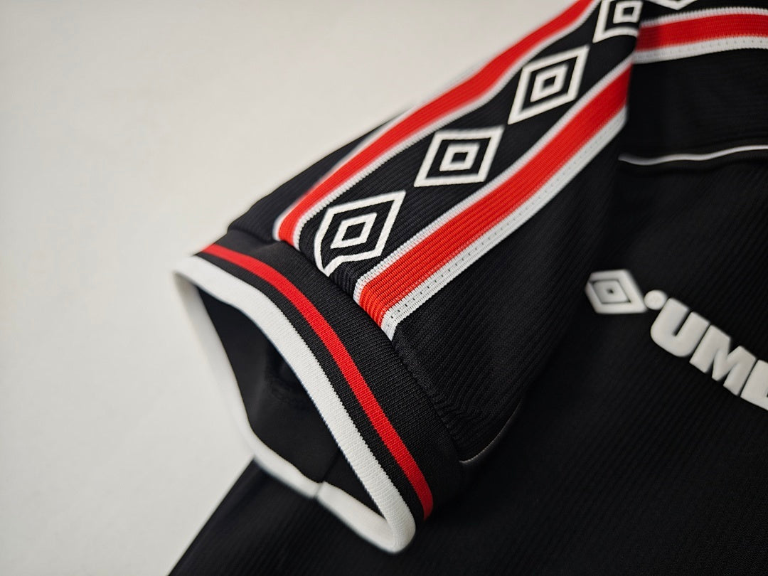 Man United 99 8 A Noir 1998/1999