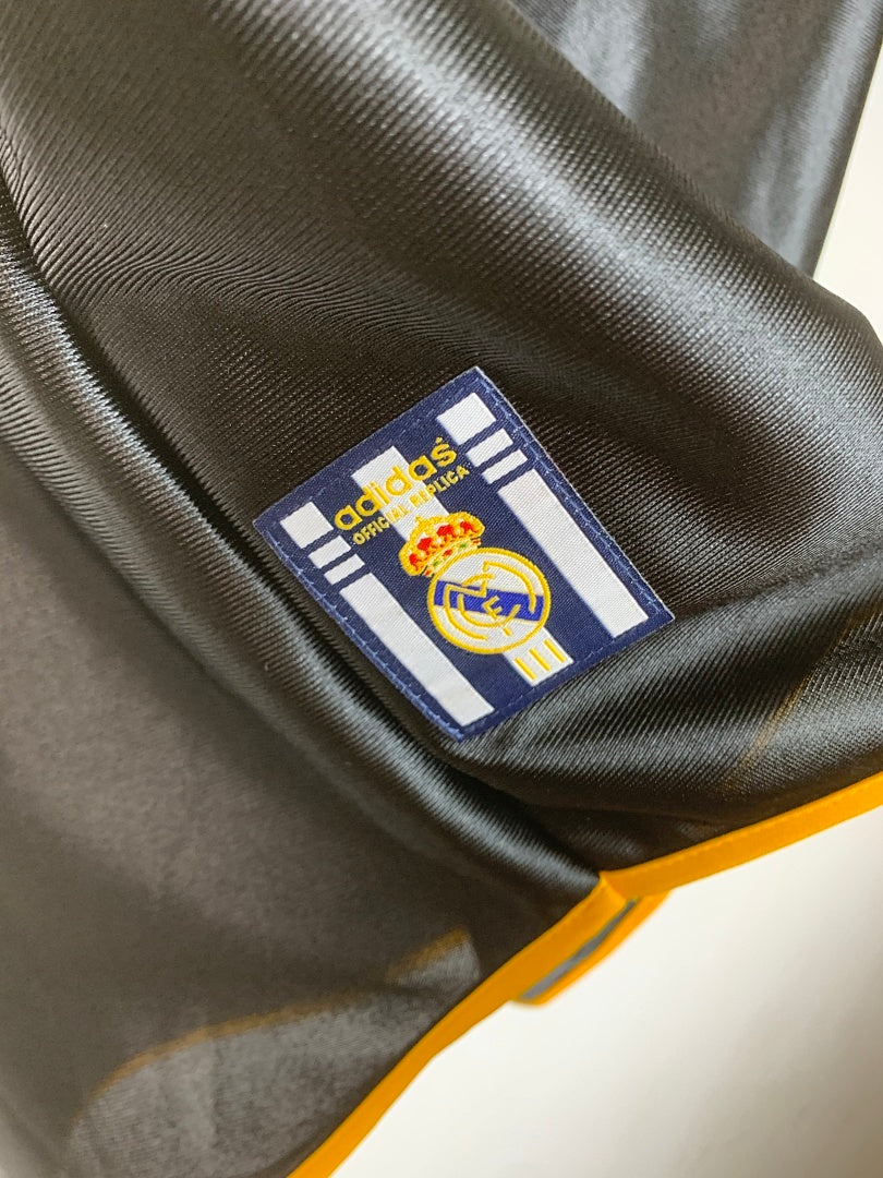 Real Madrid Madrid 98 00 S 3 2098/2100