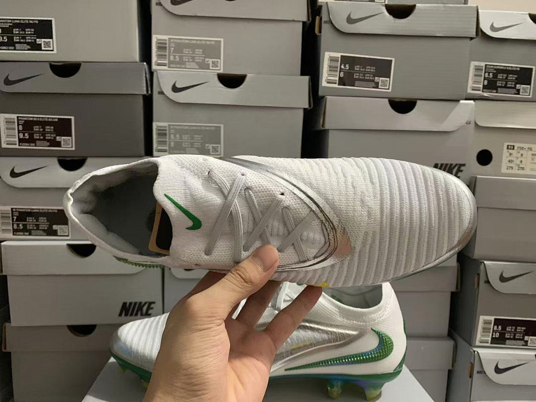 Phantom-6-GX-3-III-III-Elite-FG-35 - Nike