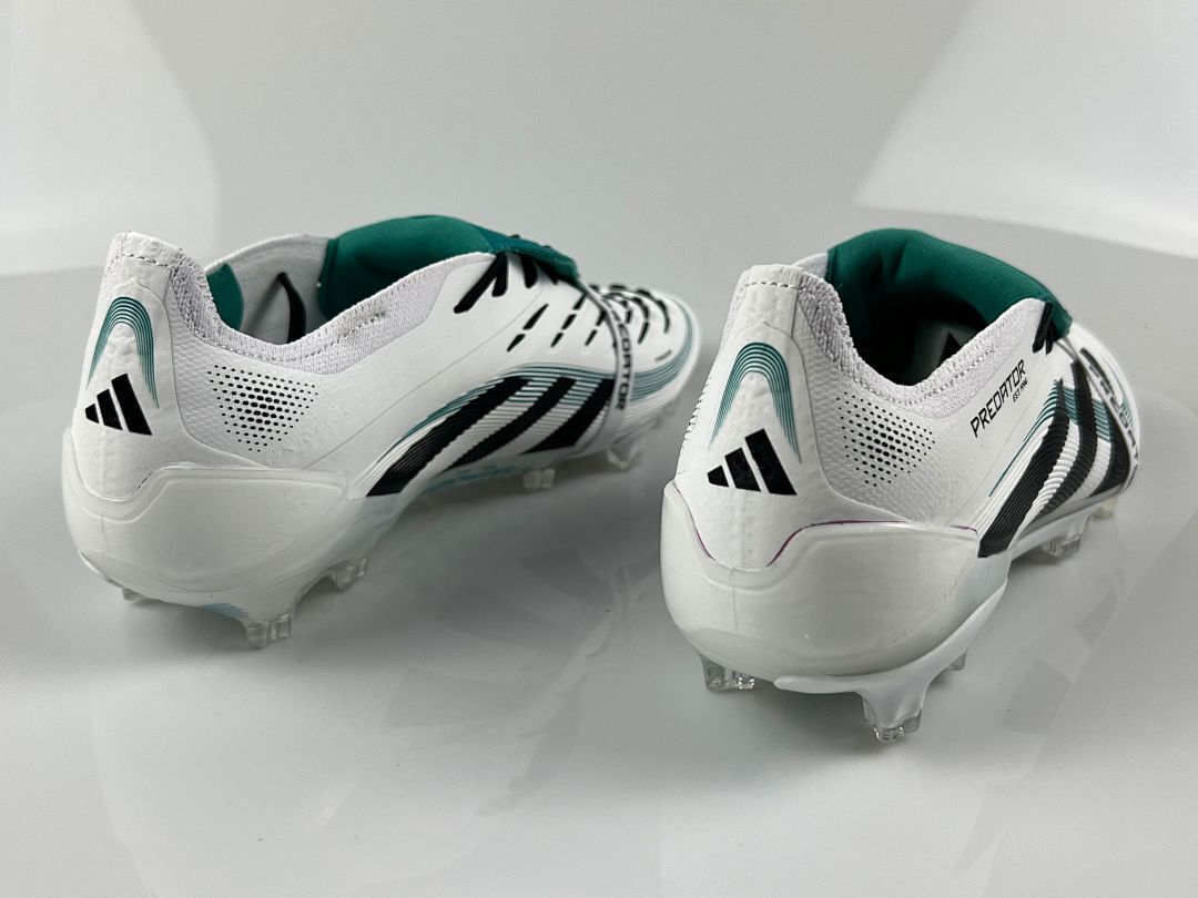 Predator-25-ACCURACY-FG-64 - Adidas
