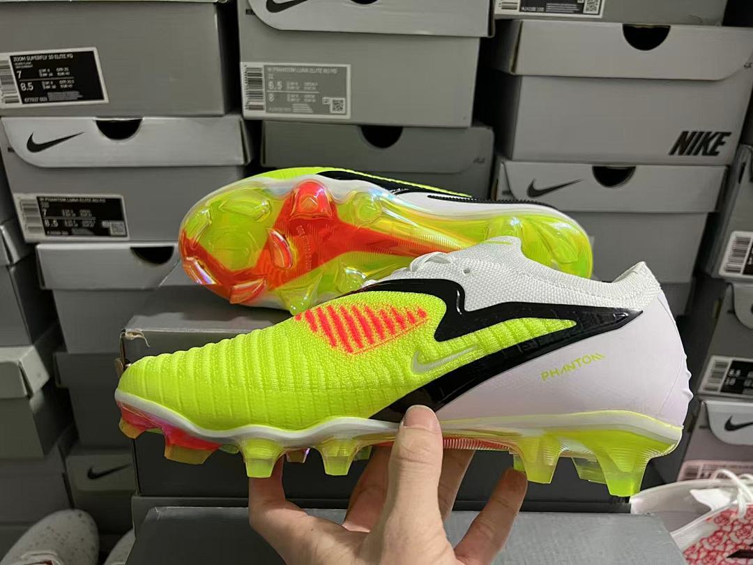 Phantom-6-GX-3-III-III-Elite-FG-03 - Nike