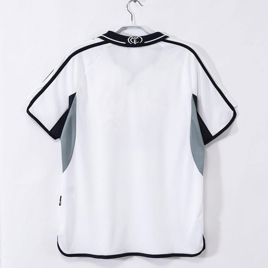 Real Madrid 01 8 A 2000/2001