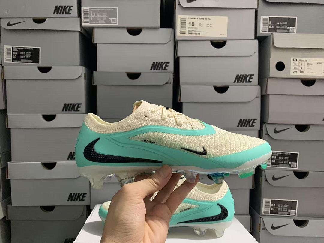 Phantom-6-GX-3-III-III-Elite-FG-54 - Nike