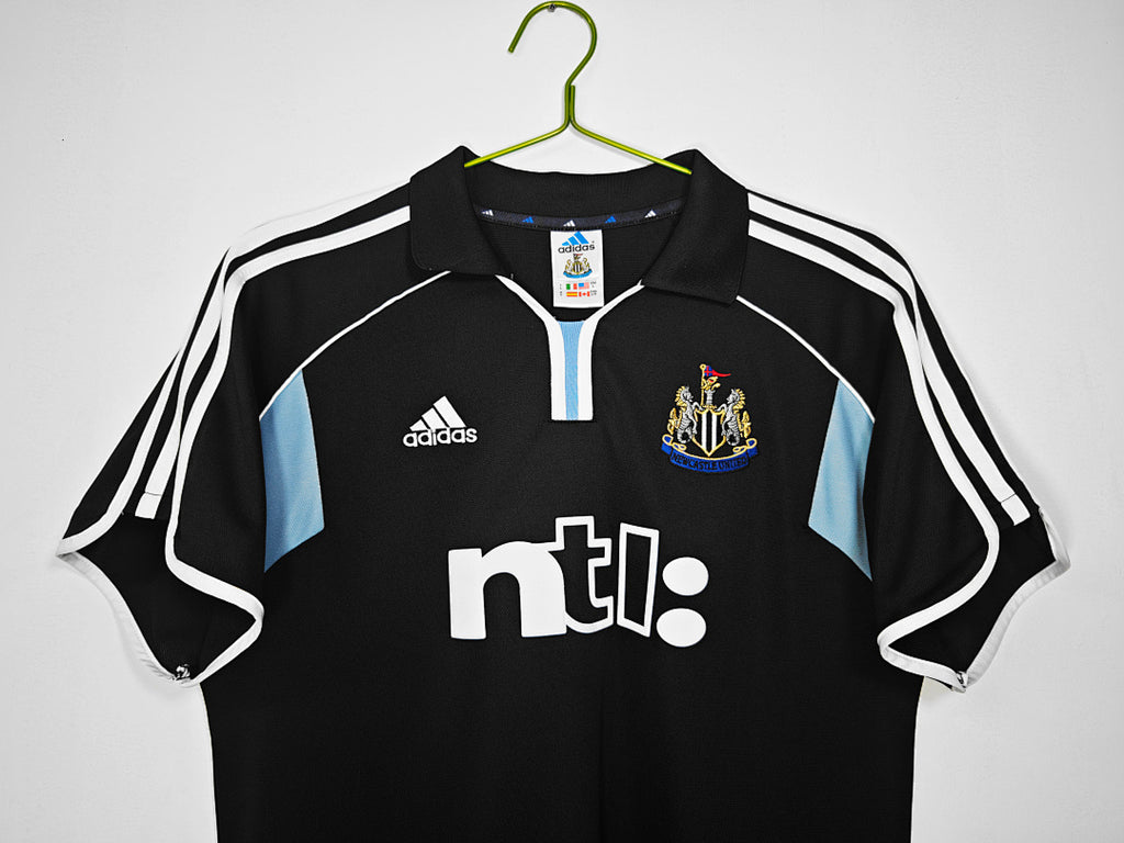 Newcastle 01 8 A 2000/2001
