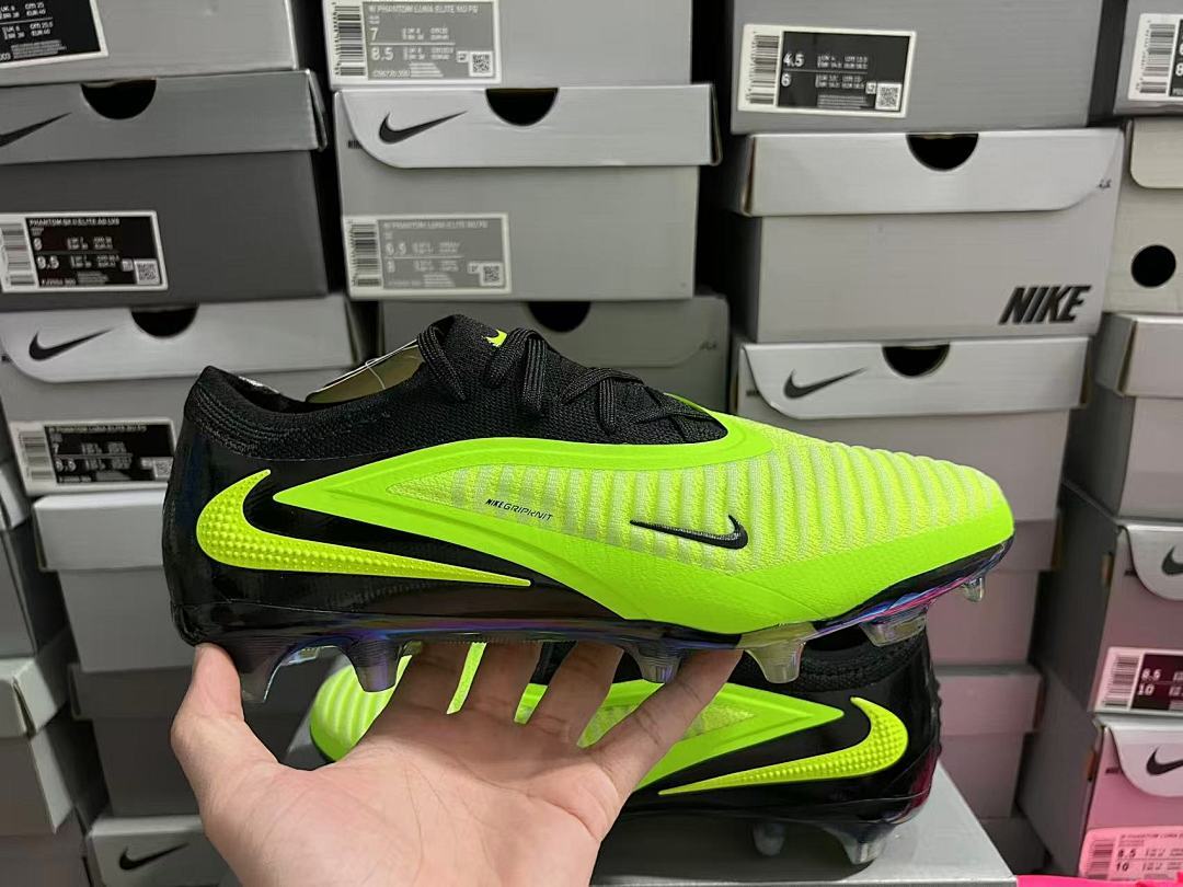 Phantom-6-GX-3-III-III-Elite-FG-17 - Nike