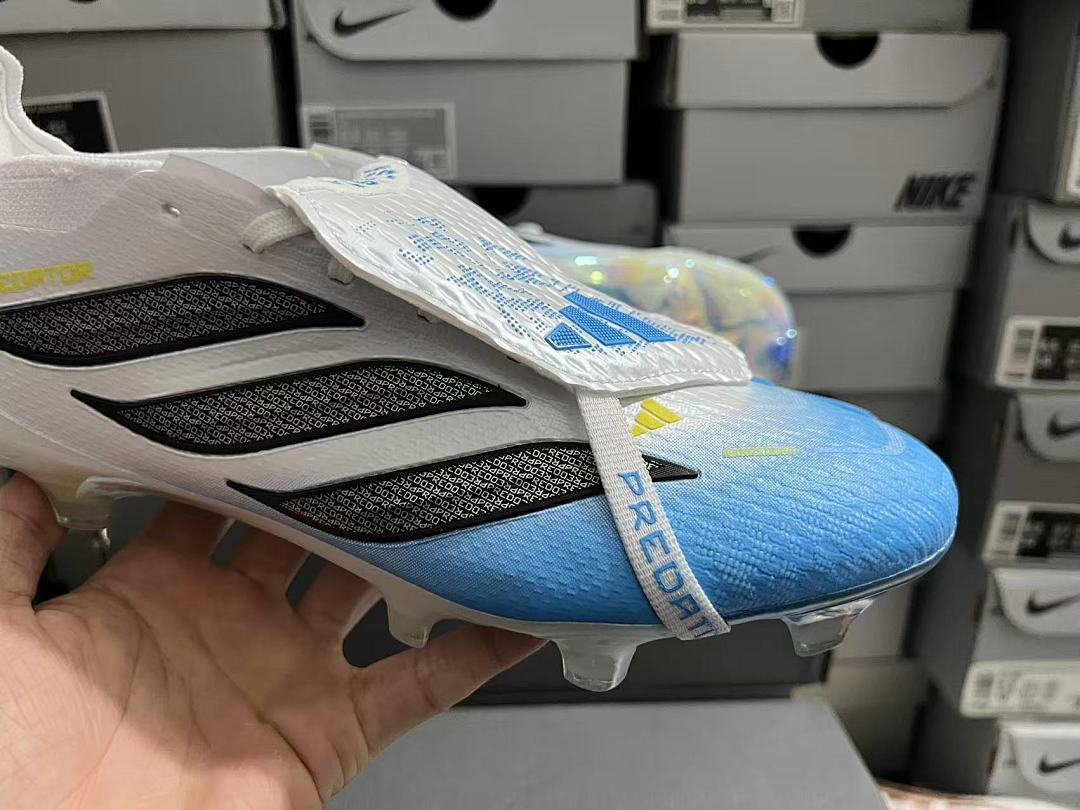 Predator-26-Elite-Tongue-FG-05 - Adidas