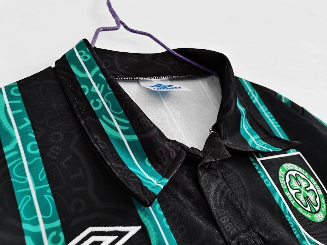 Celtic Glasgow 93 8 A 1992/1993