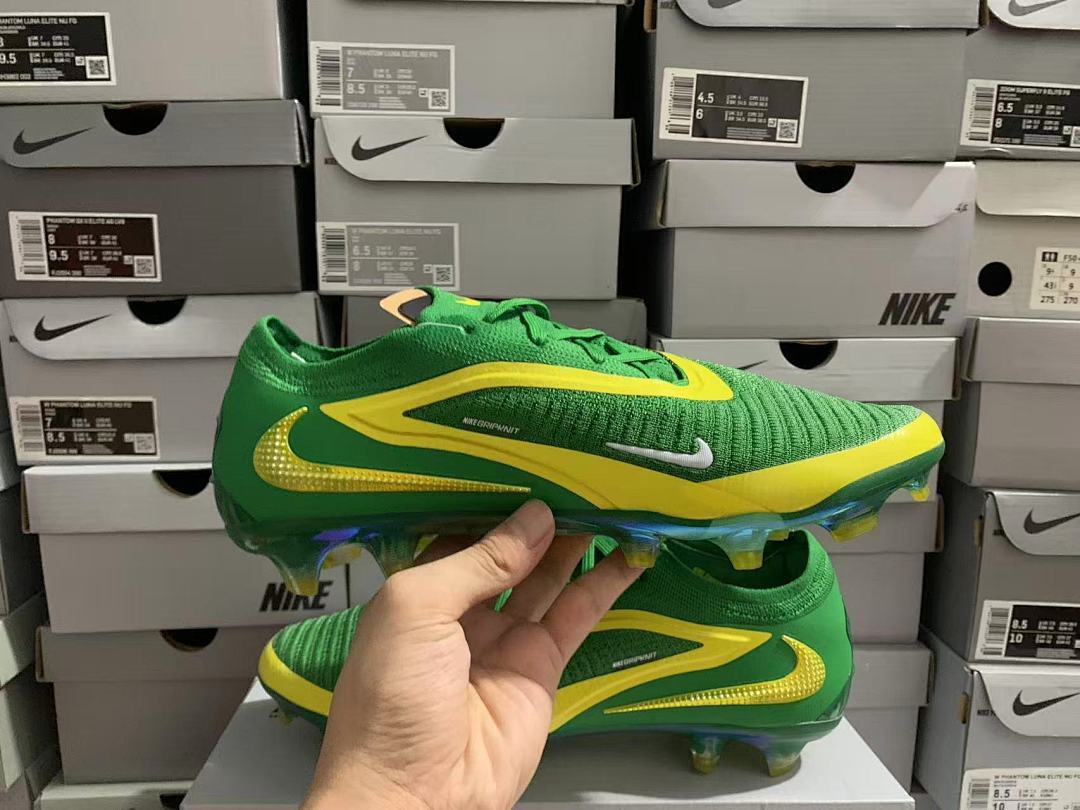 Phantom-6-GX-3-III-III-Elite-FG-38 - Nike