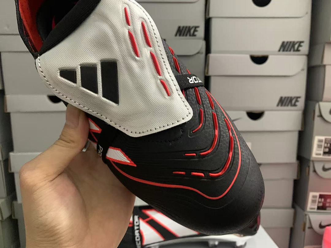 Predator-25-ACCURACY-FG-31 - Adidas