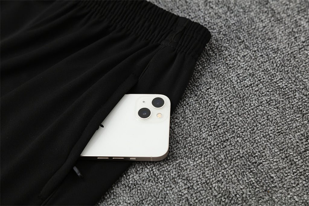 Liverpool Noir 25/26