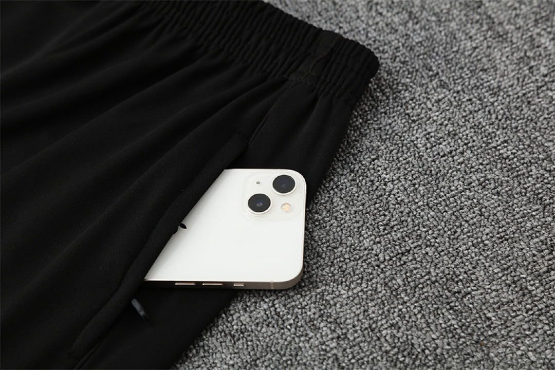 Liverpool Noir 25/26