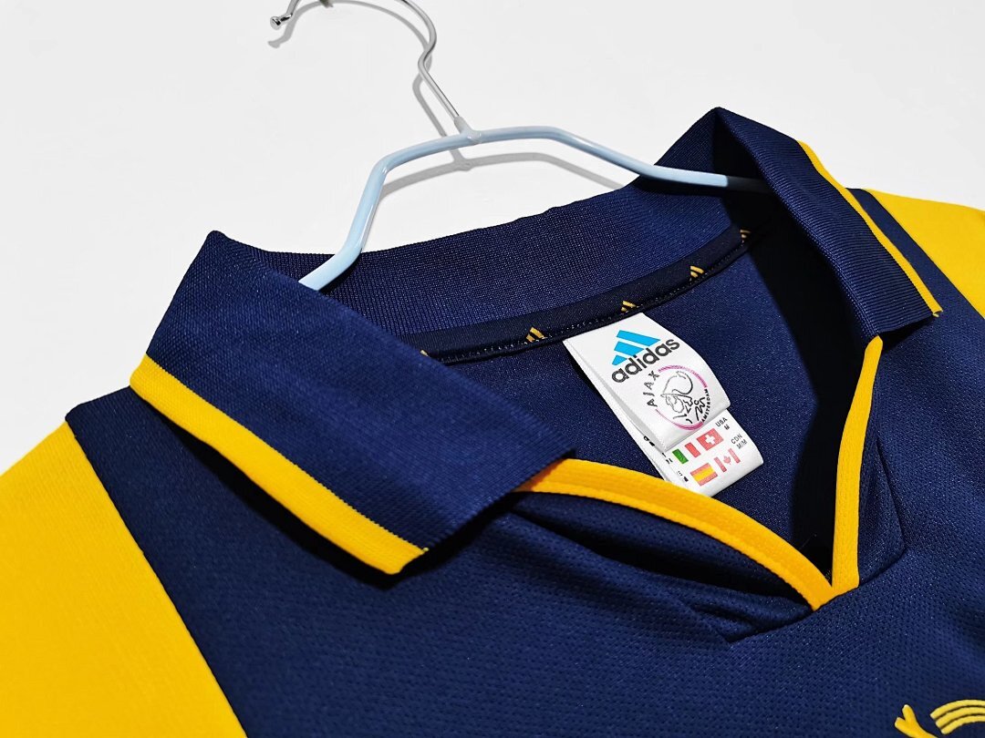 Ajax amsterdam 01 8 A 2000/2001