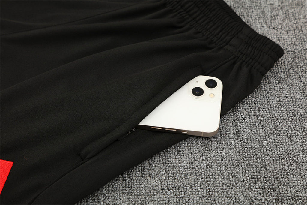 Liverpool Rouge 25/26