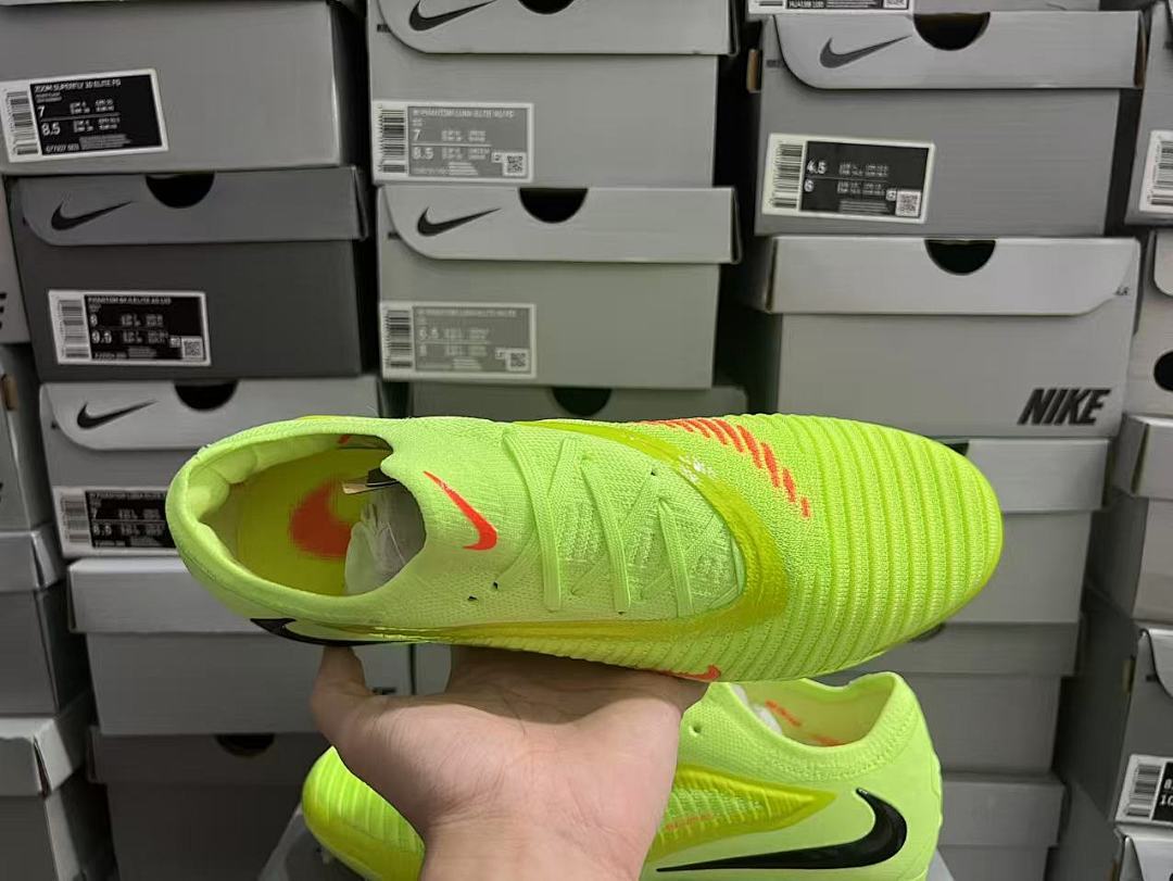 Phantom-6-GX-3-III-III-Elite-FG-21 - Nike