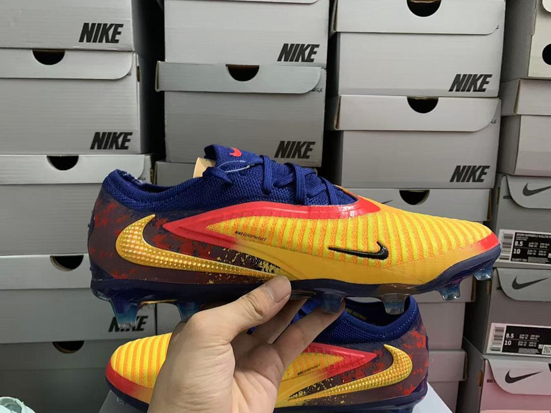 Phantom-6-GX-3-III-III-Elite-AG-03 - Nike