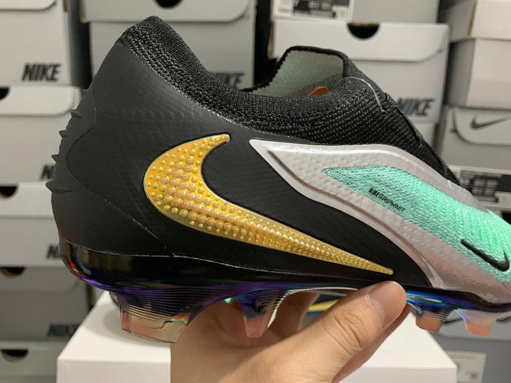 Phantom-6-GX-3-III-III-Elite-FG-64 - Nike