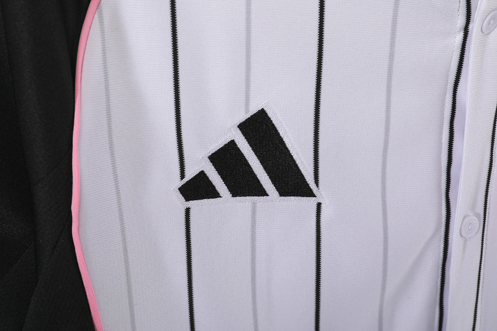Juventus 8 A