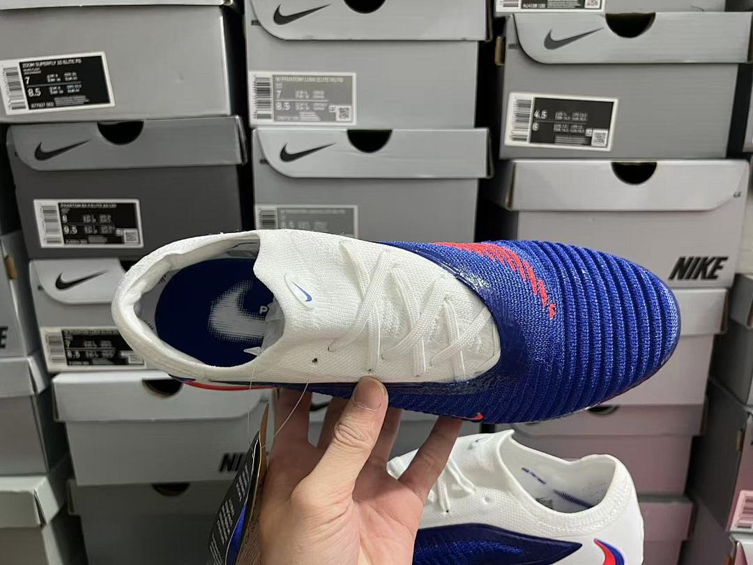 Phantom-6-GX-3-III-III-Elite-FG-18 - Nike