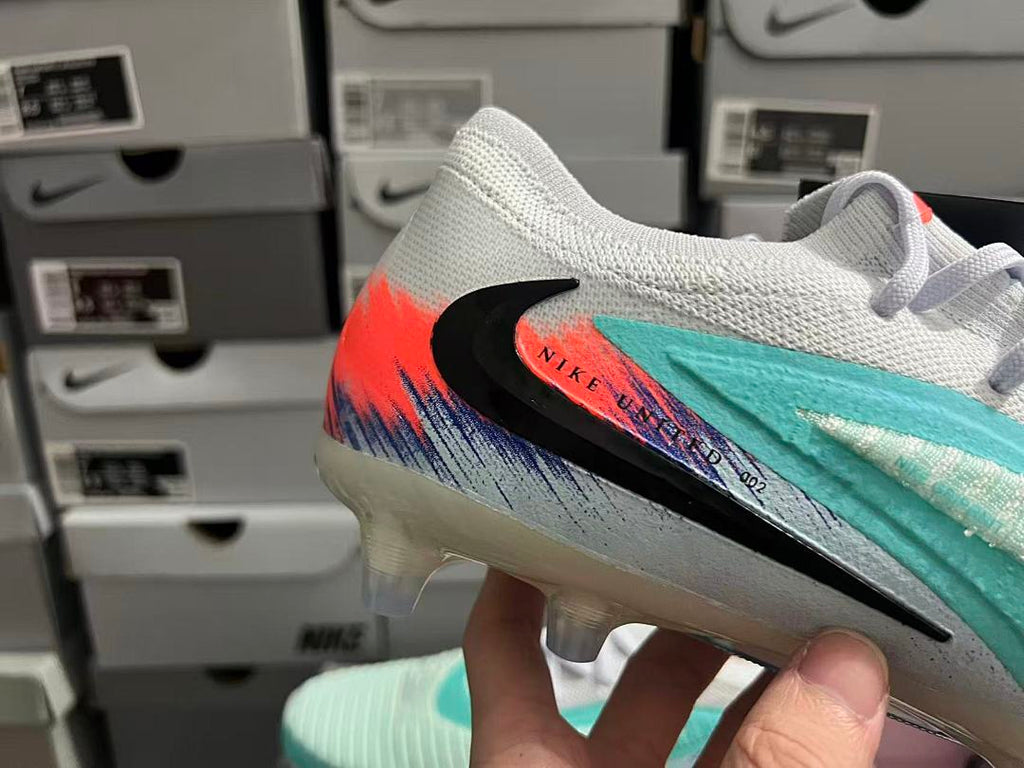 Phantom-6-GX-3-III-III-Elite-AG-01 - Nike