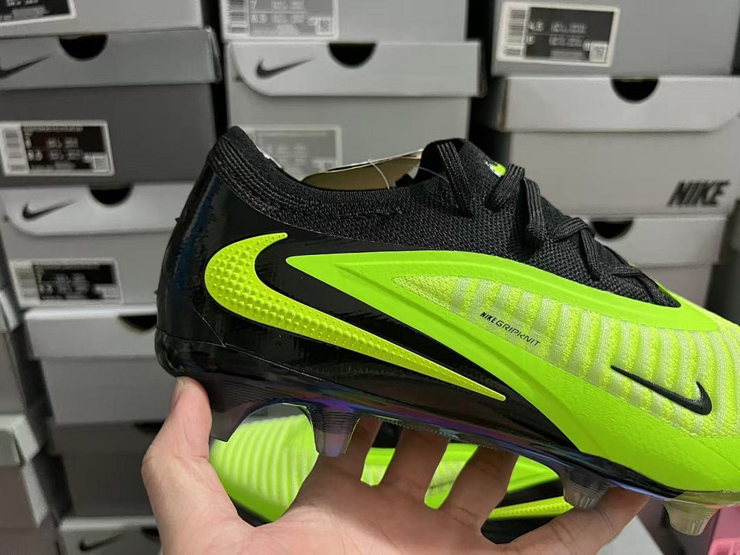 Phantom-6-GX-3-III-III-Elite-FG-17 - Nike