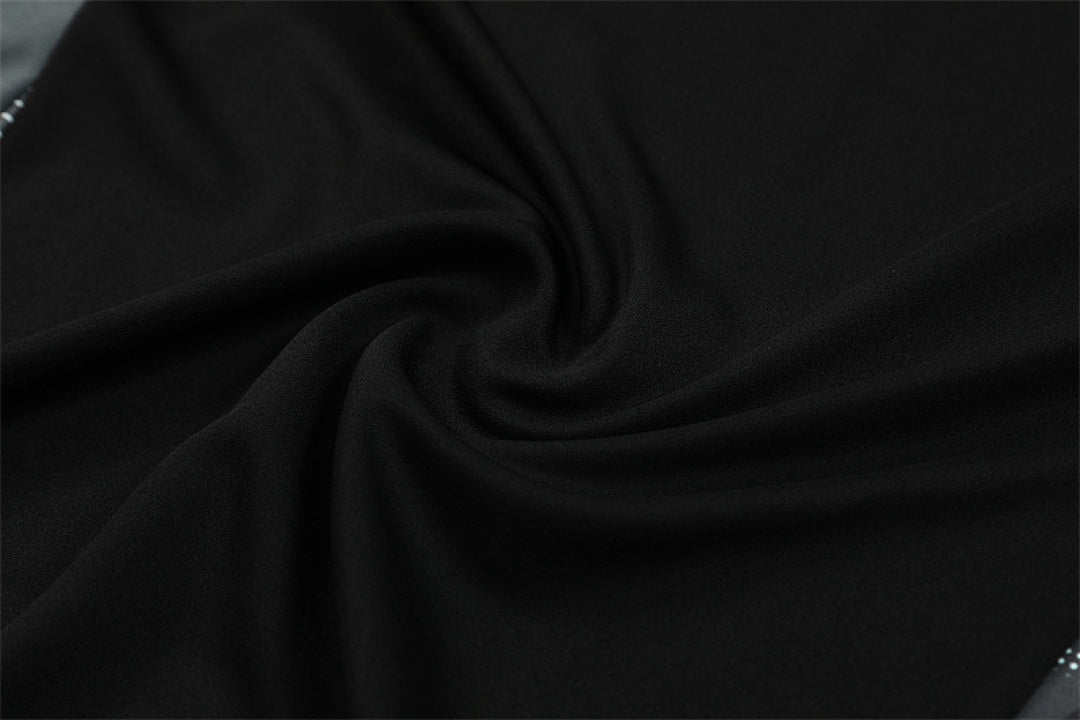 Autre Noir 24/25