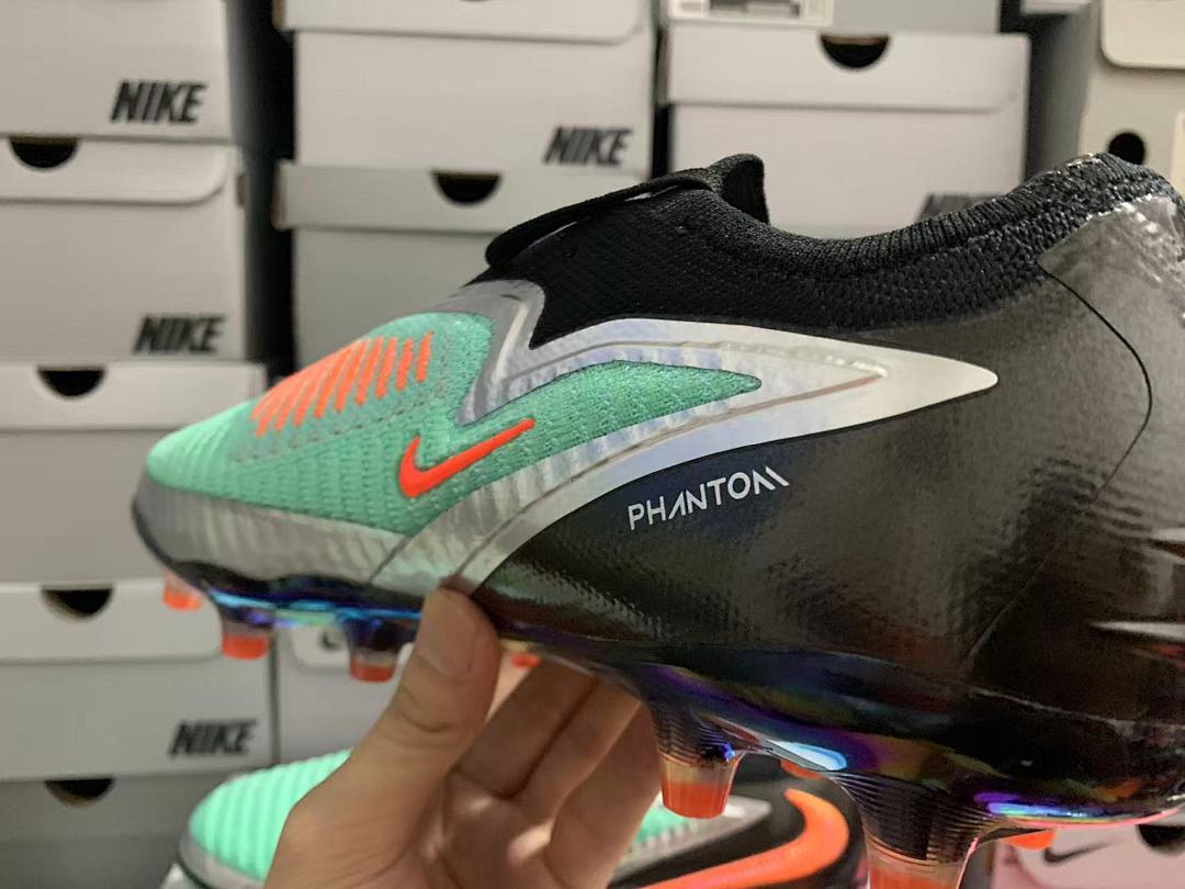 Phantom-6-GX-3-III-III-Elite-AG-06 - Nike