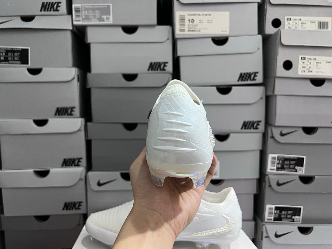 Phantom-6-GX-3-III-III-Elite-FG-57 - Nike
