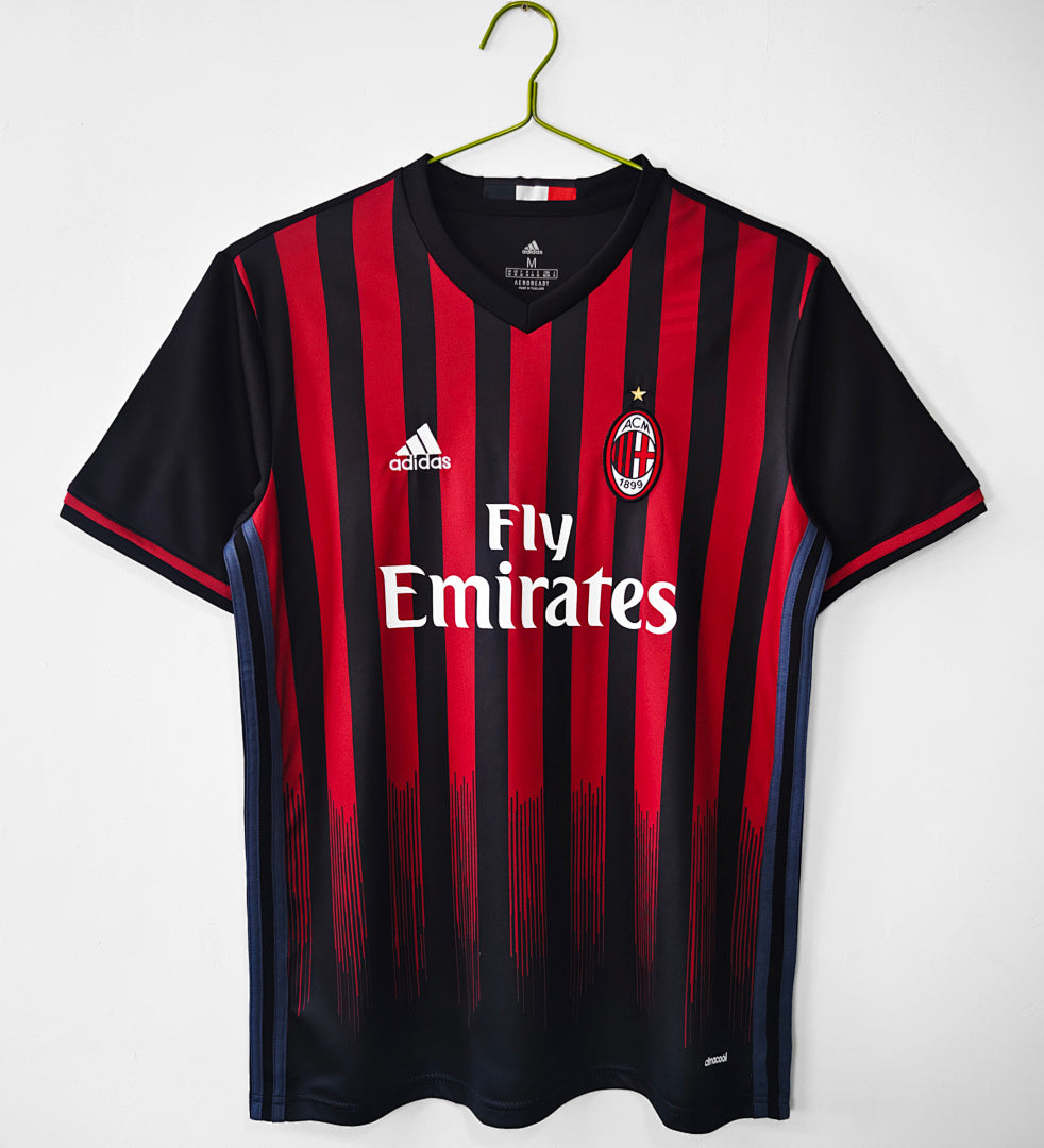AC Milan 17 Ac 8 A 2016/2017