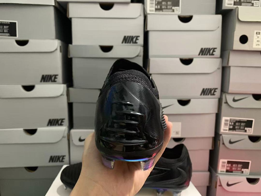 Phantom-6-GX-3-III-III-Elite-FG-40 - Nike